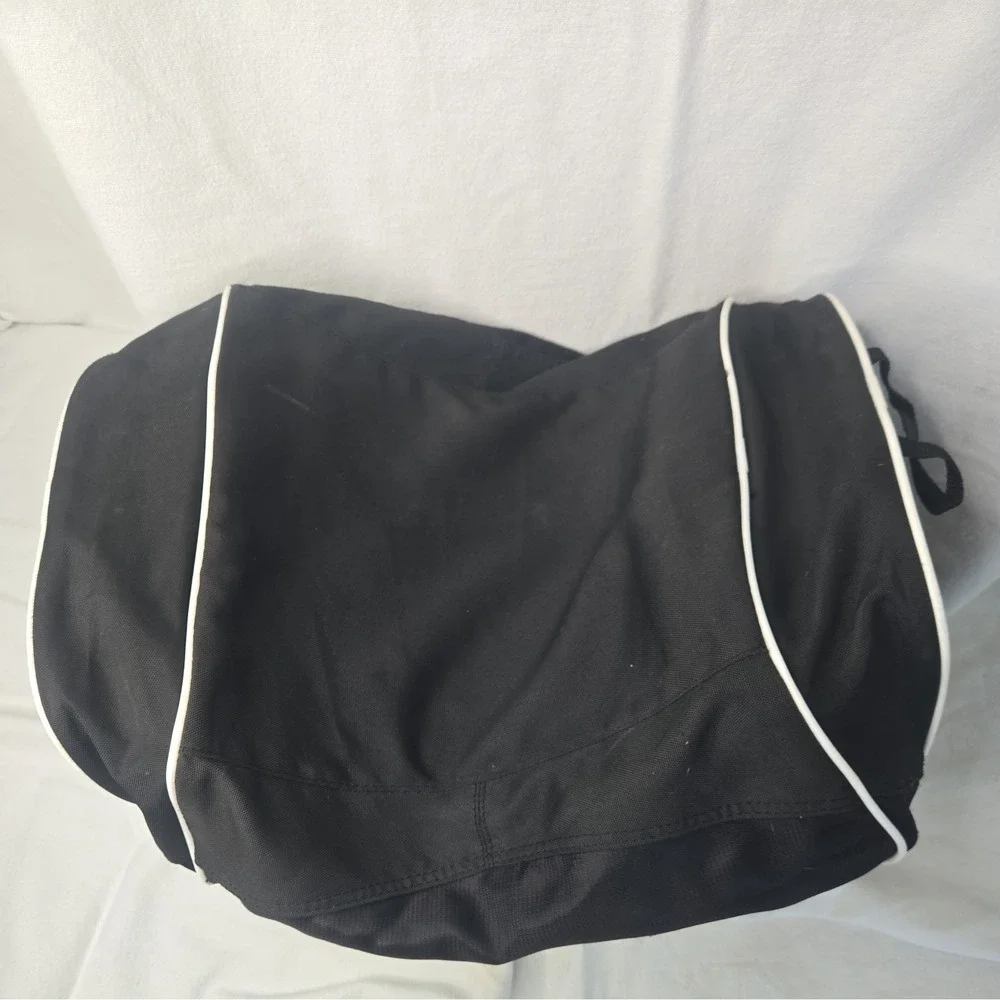 Nike large black